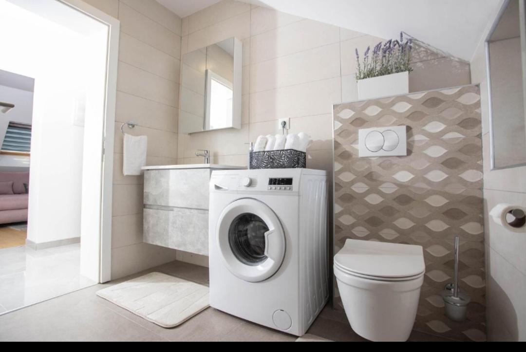 Apartman Andrea Vinkovci Bagian luar foto
